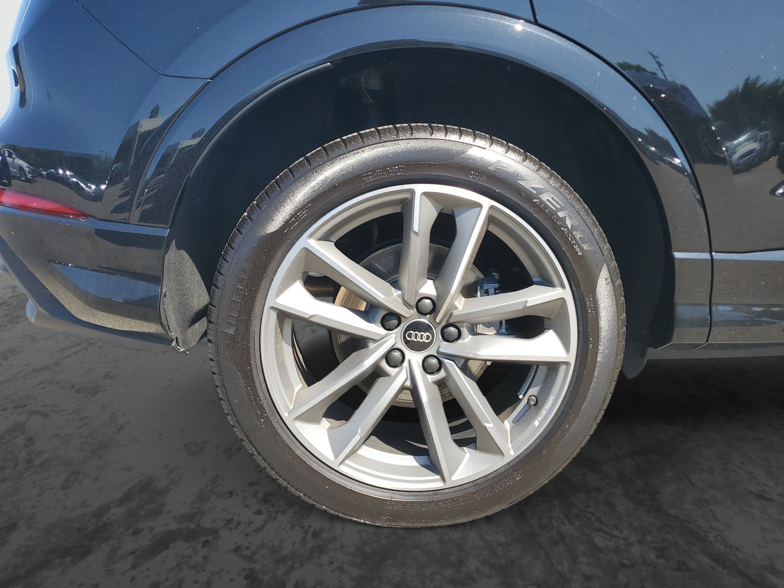 Vehicle photo