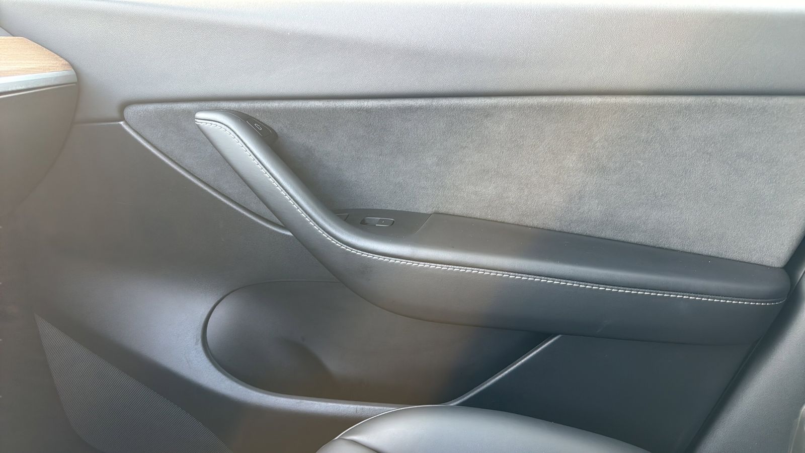 Used Car 2022 Tesla Model Y  Long Range For Sale Under $35,000 In Austin, Texas