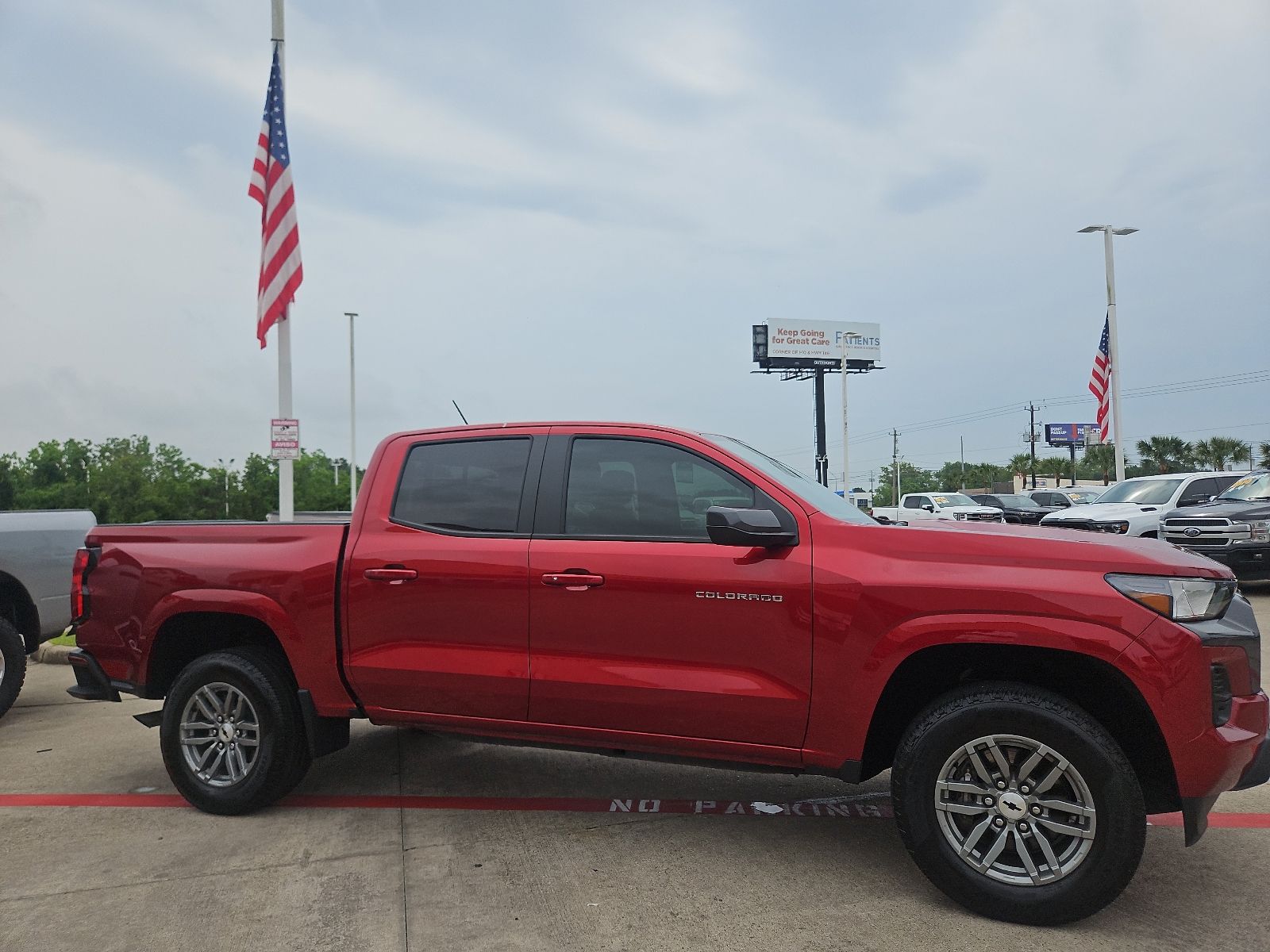 2024 Chevrolet Colorado LT - 3