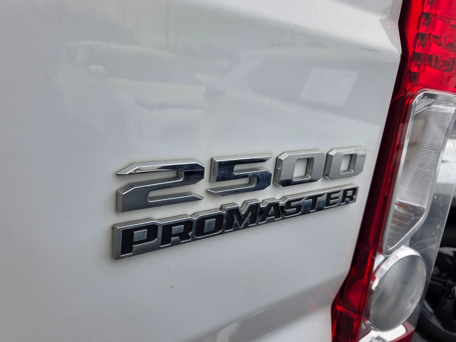 Used 2023 White Ram High Roof image 8