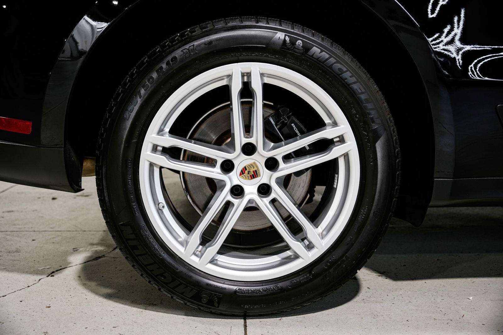 2024 Porsche Macan Base — photo 50
