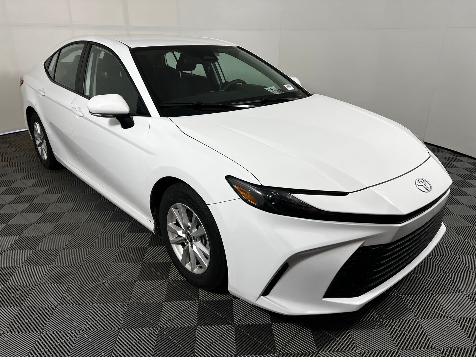 Thumbnail: 2025 Toyota Camry - 3