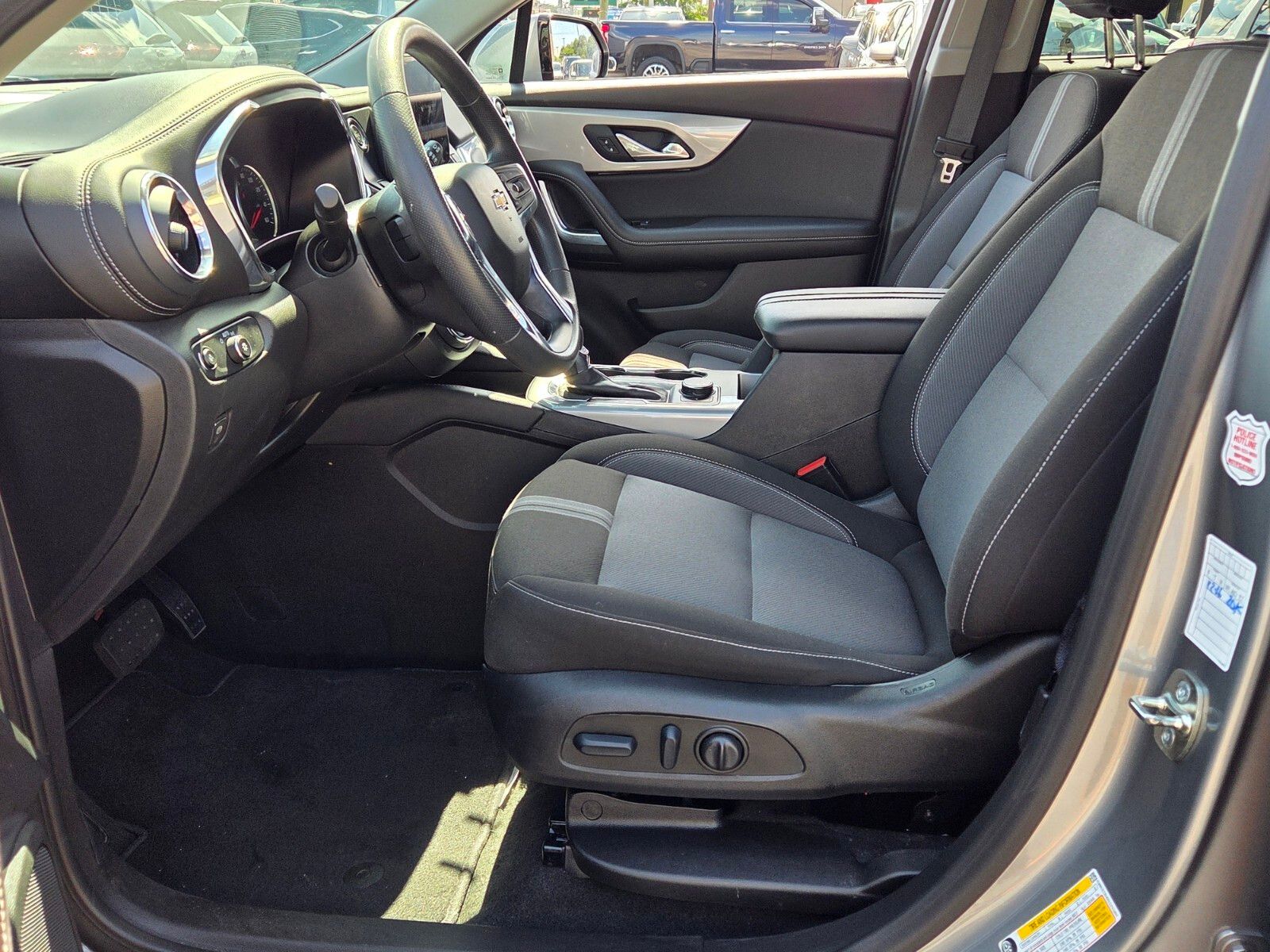 Used 2025 Gray Chevrolet LT image 5