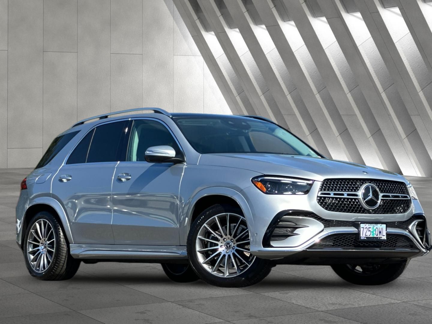 used 2026 Mercedes-Benz GLE car, priced at $75,498