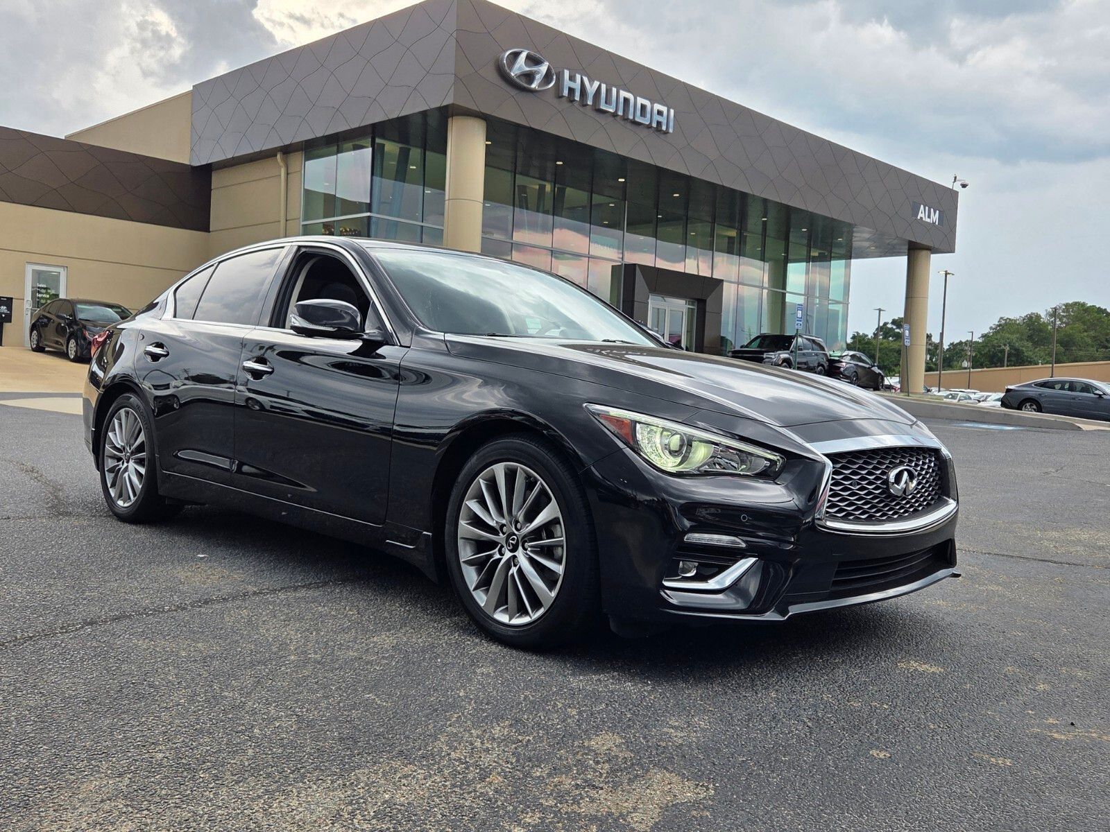 2024 INFINITI Q50 LUXE