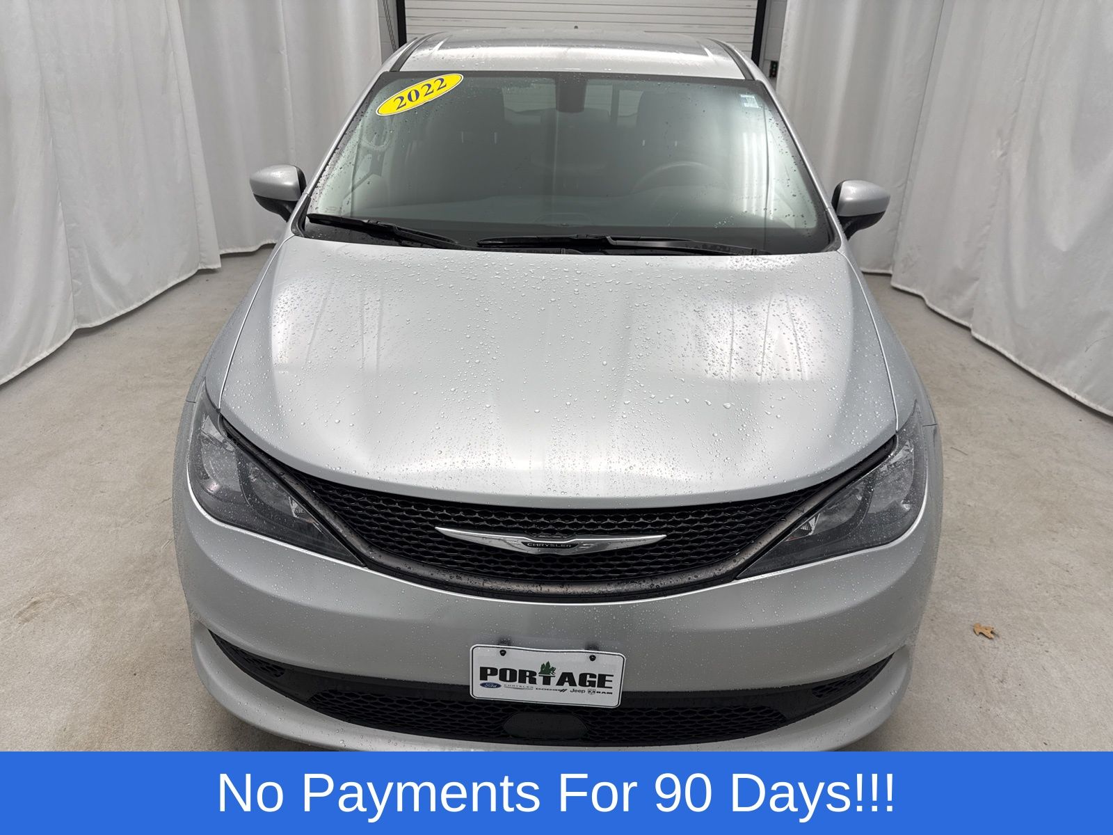 View vehicle photo 7