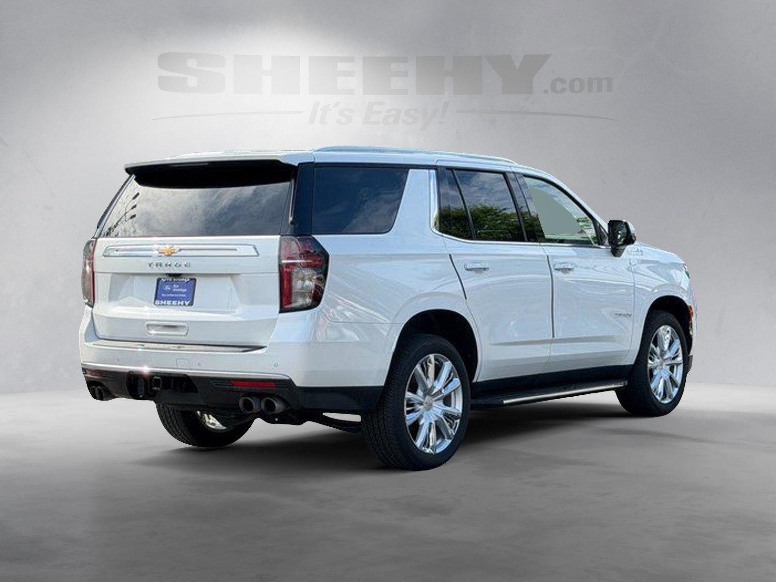 Used 2021 Iridescent Pearl Tricoat Chevrolet High Country image 15