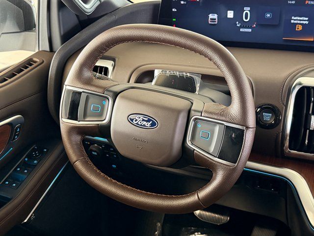 New 2027 Star White Metallic Tri-Coat Ford King Ranch image 24