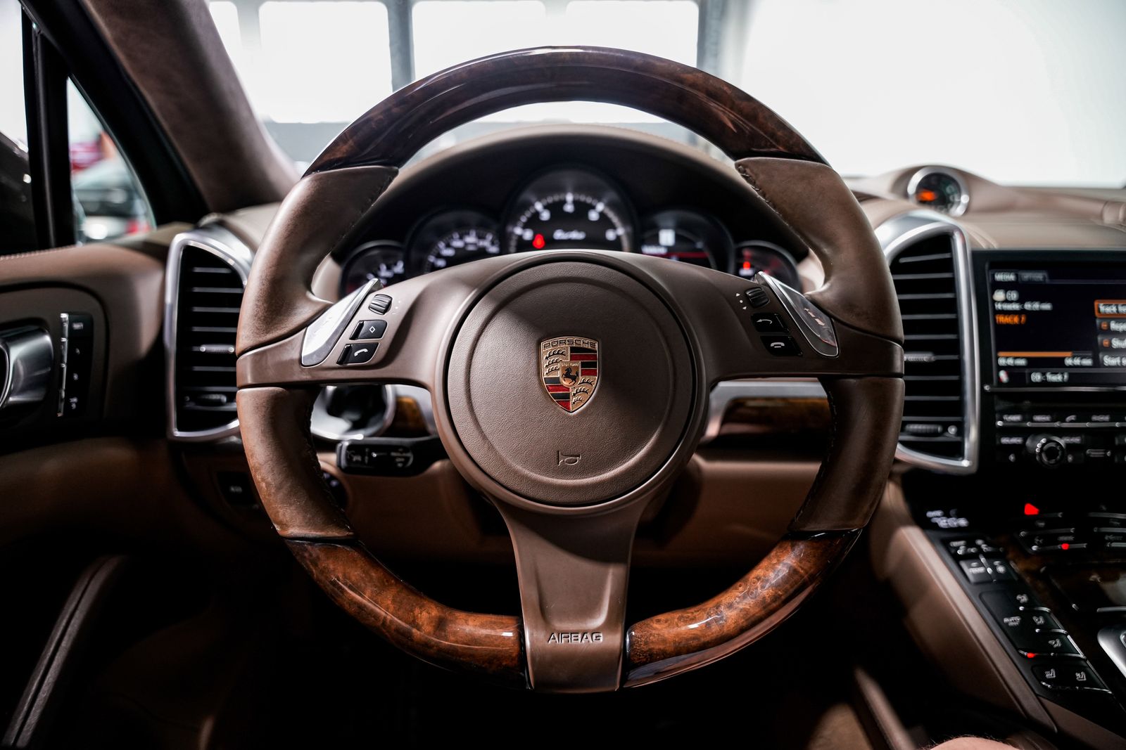 2013 Porsche Cayenne Turbo — photo 10