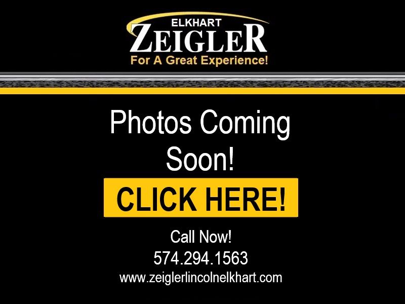 Infinite Black Metallic Clearcoat 2027 Lincoln Navigator SUV / Crossover Four-Wheel Drive Automatic
