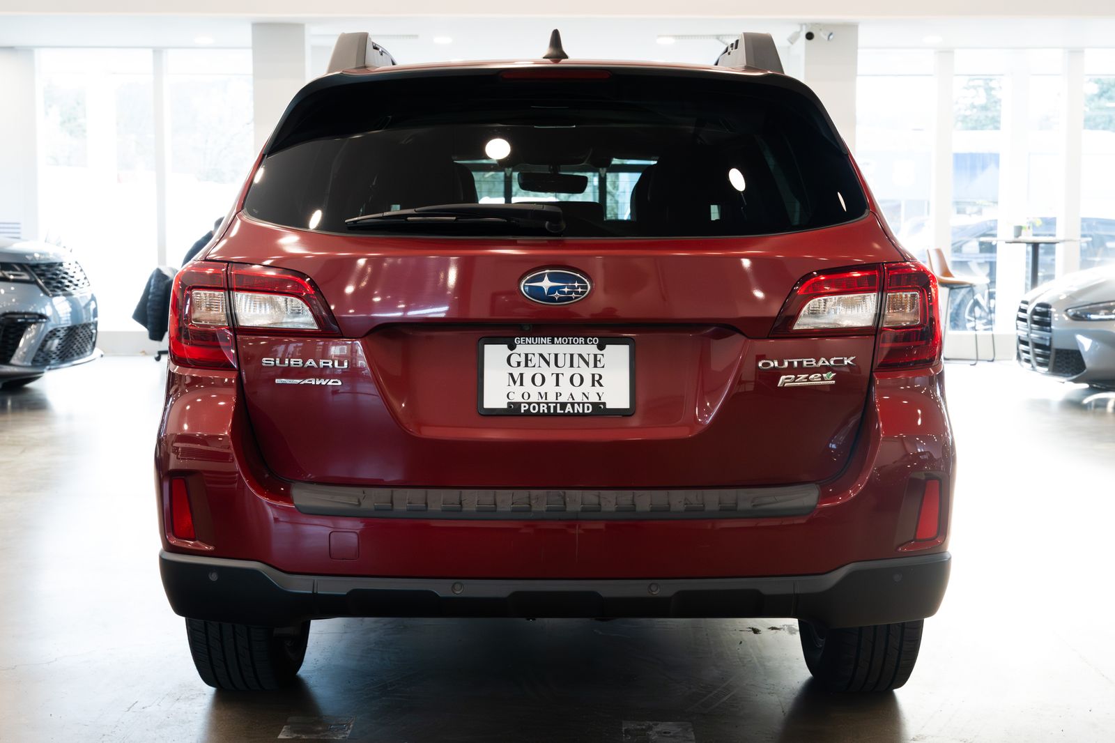 View vehicle photo 5