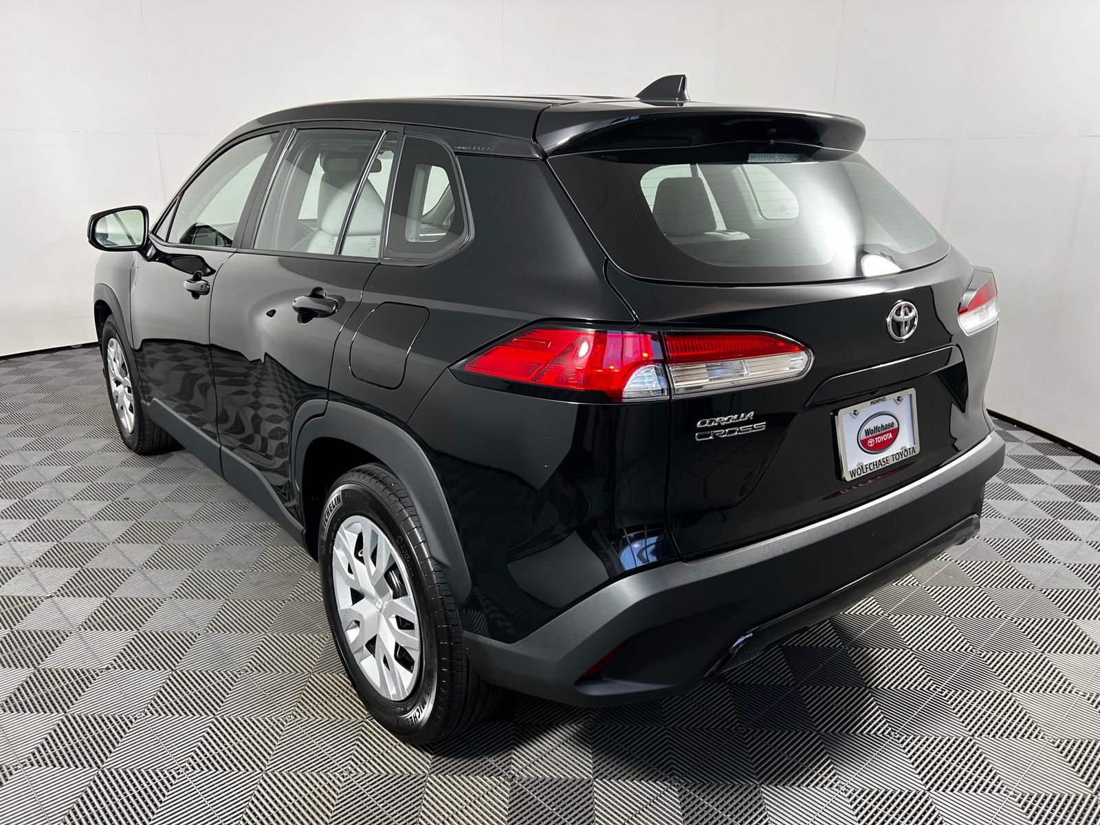 Thumbnail: 2023 Toyota Corolla Cross - 7