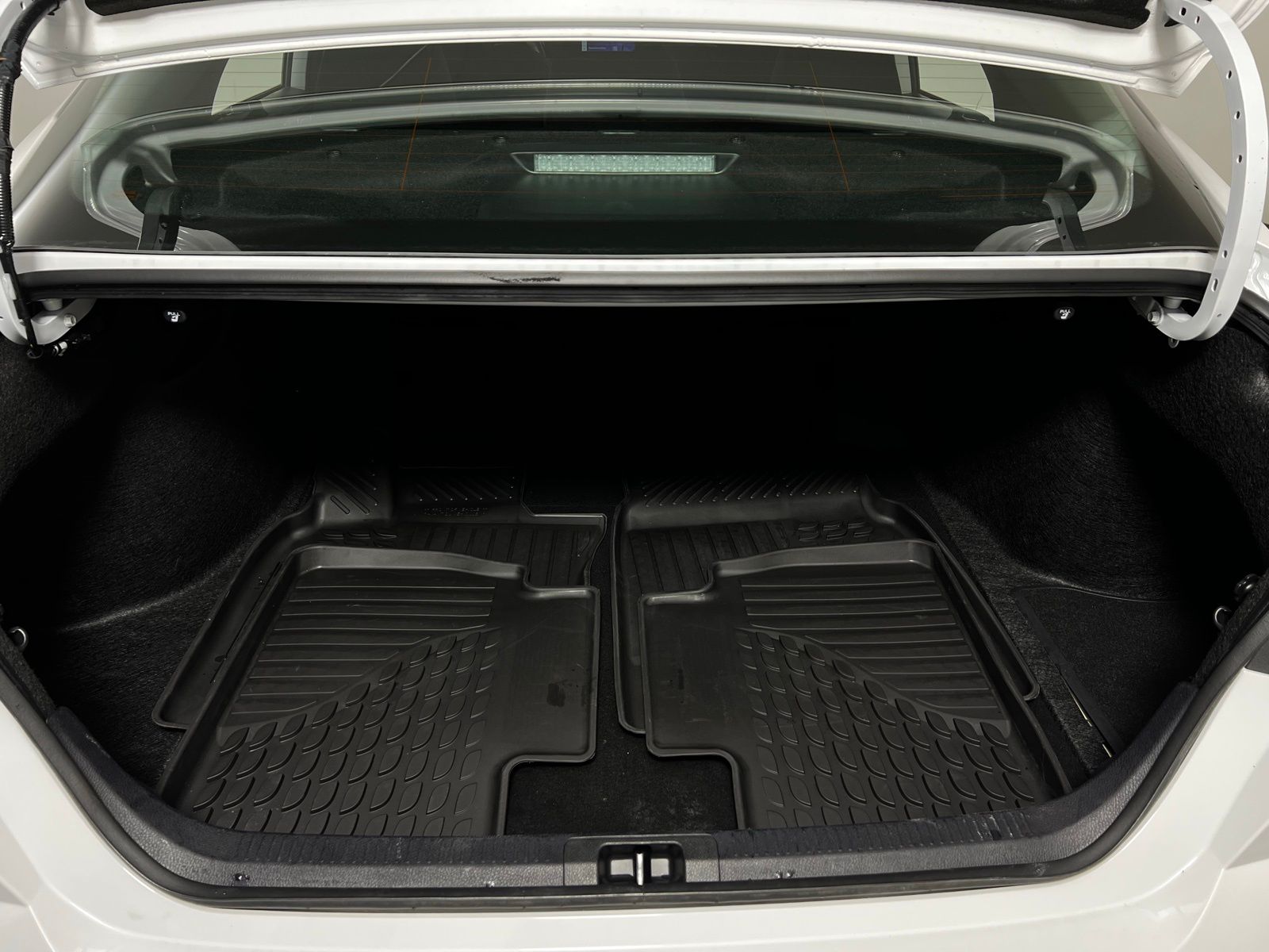 Thumbnail: 2025 Toyota Camry - 23