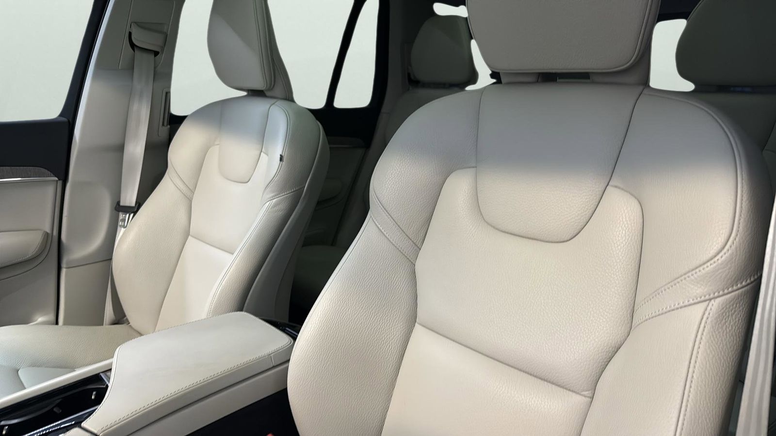 Used Car 2024 Volvo Xc90  B5 Plus For Sale In Austin, Texas