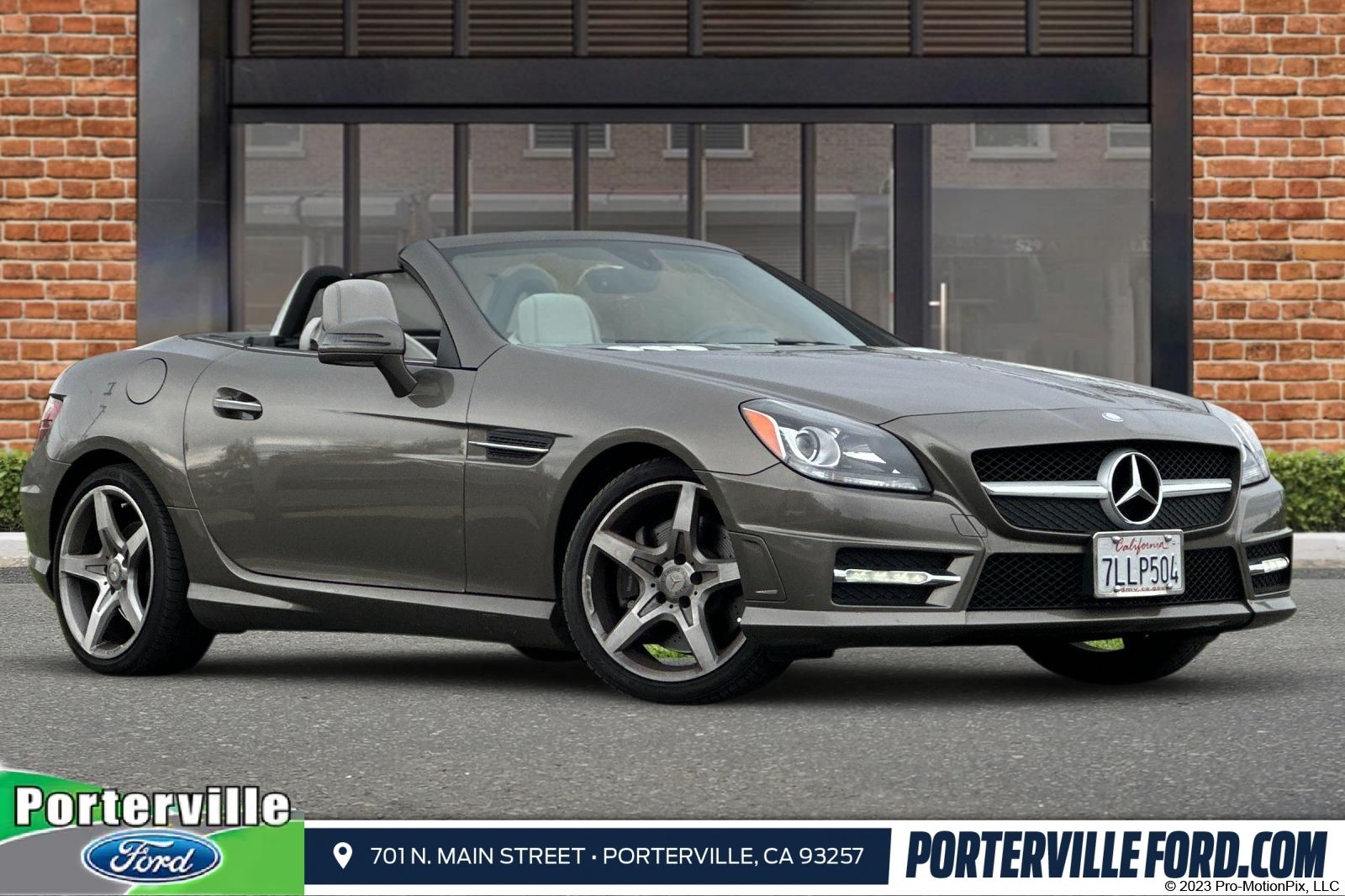 Indium Gray Metallic 2015 Mercedes-Benz SLK 250 Convertible Rear-Wheel Drive 7-Speed Automatic