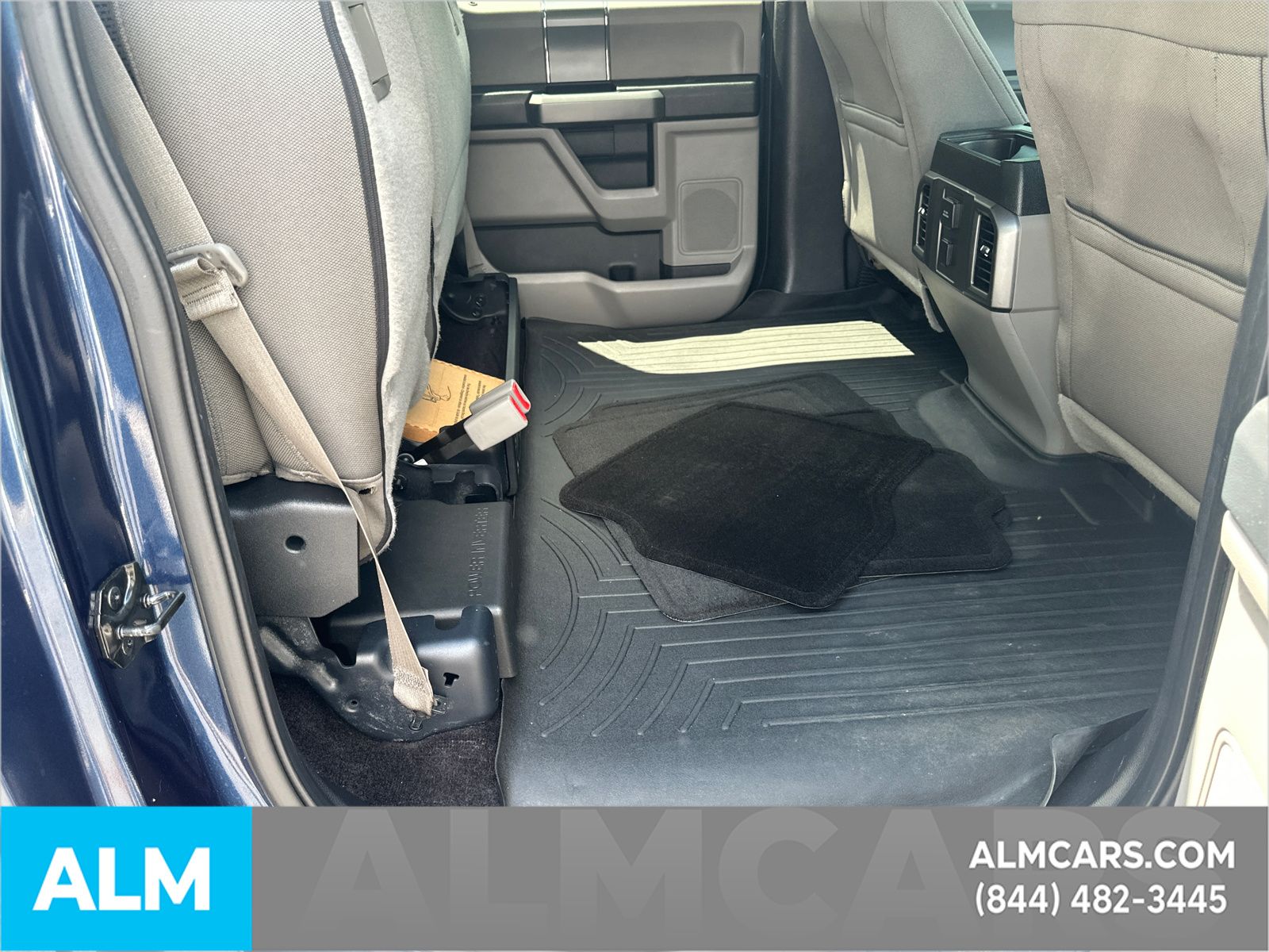 Used 2016 Blue Ford XLT image 17