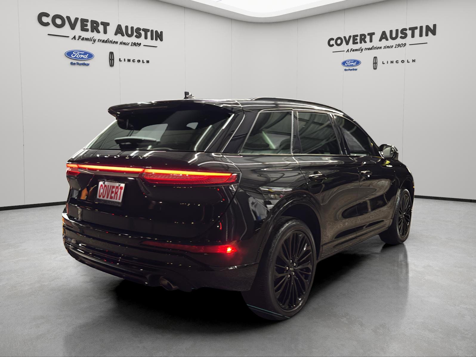 Used Car 2023 Lincoln Corsair  Reserve For Sale Under $40,000 In Austin, Texas