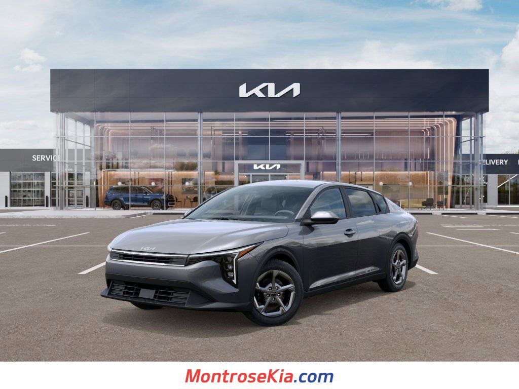 2026 Kia K4 LXS FWD