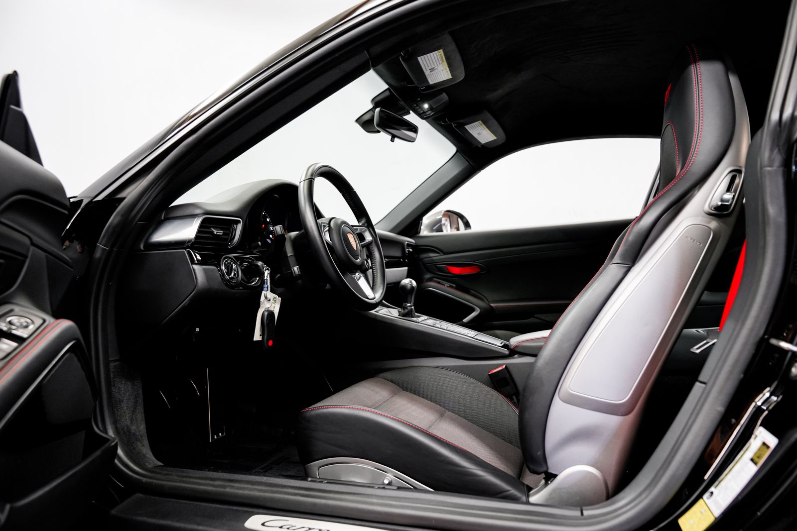 2019 Porsche 911 Carrera T — photo 17
