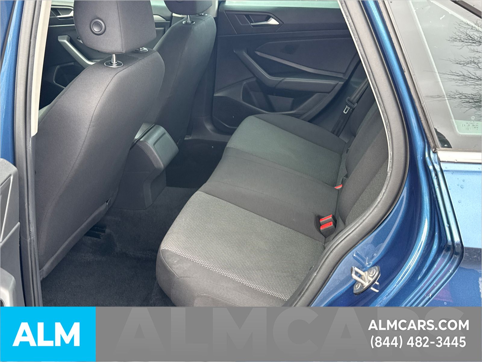 Used 2019 Blue Volkswagen 1.4T S image 23