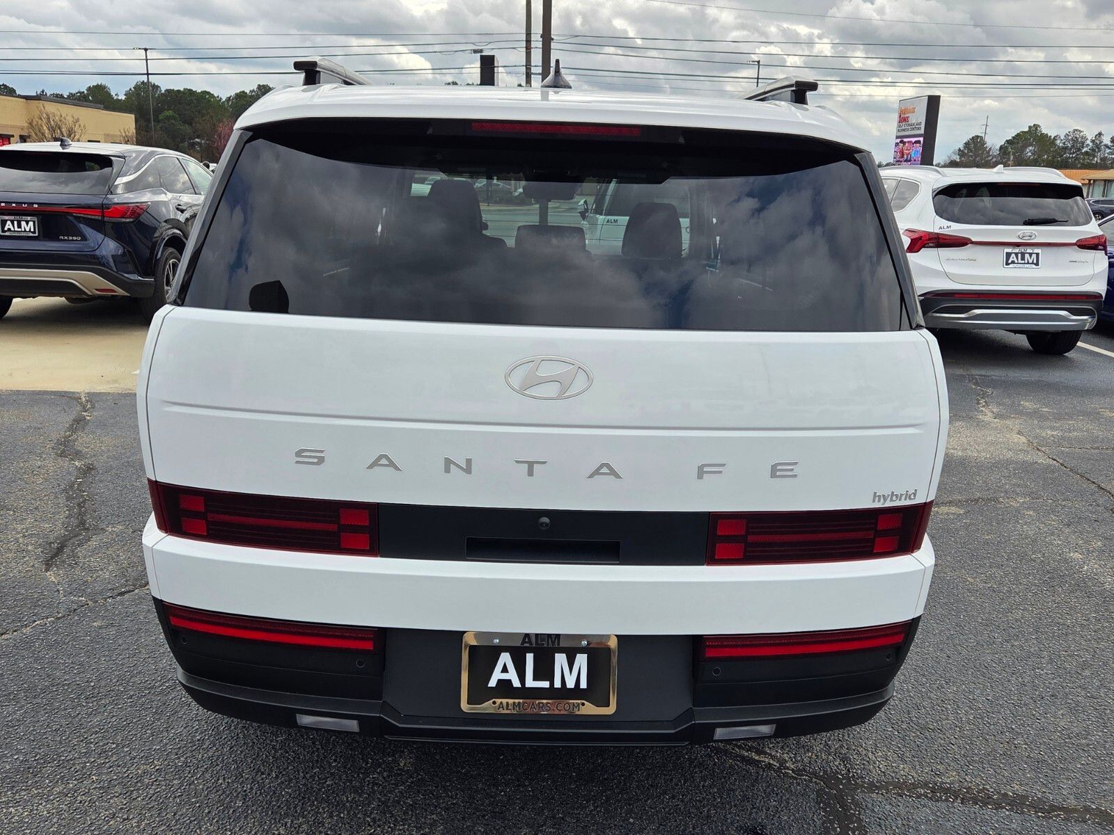 New 2026 White HYUNDAI SEL image 10