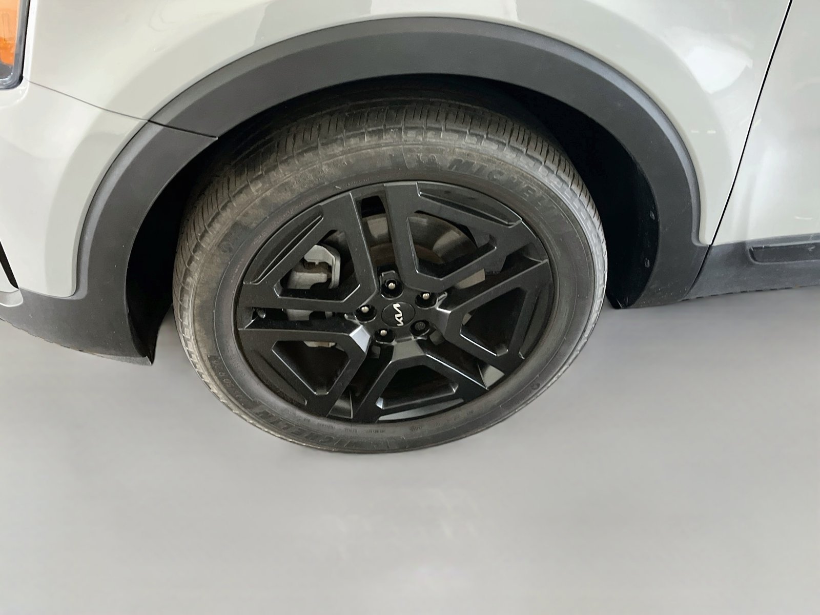 Used 2024 Gray Kia EX X-Line image 33