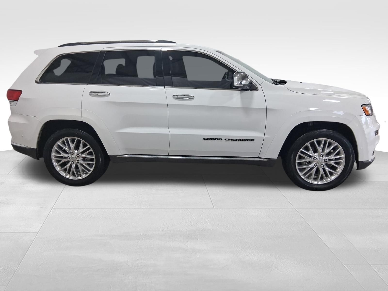 Used Car 2017 Jeep Grand Cherokee  Summit For Sale Under $20,000 In Austin, Texas