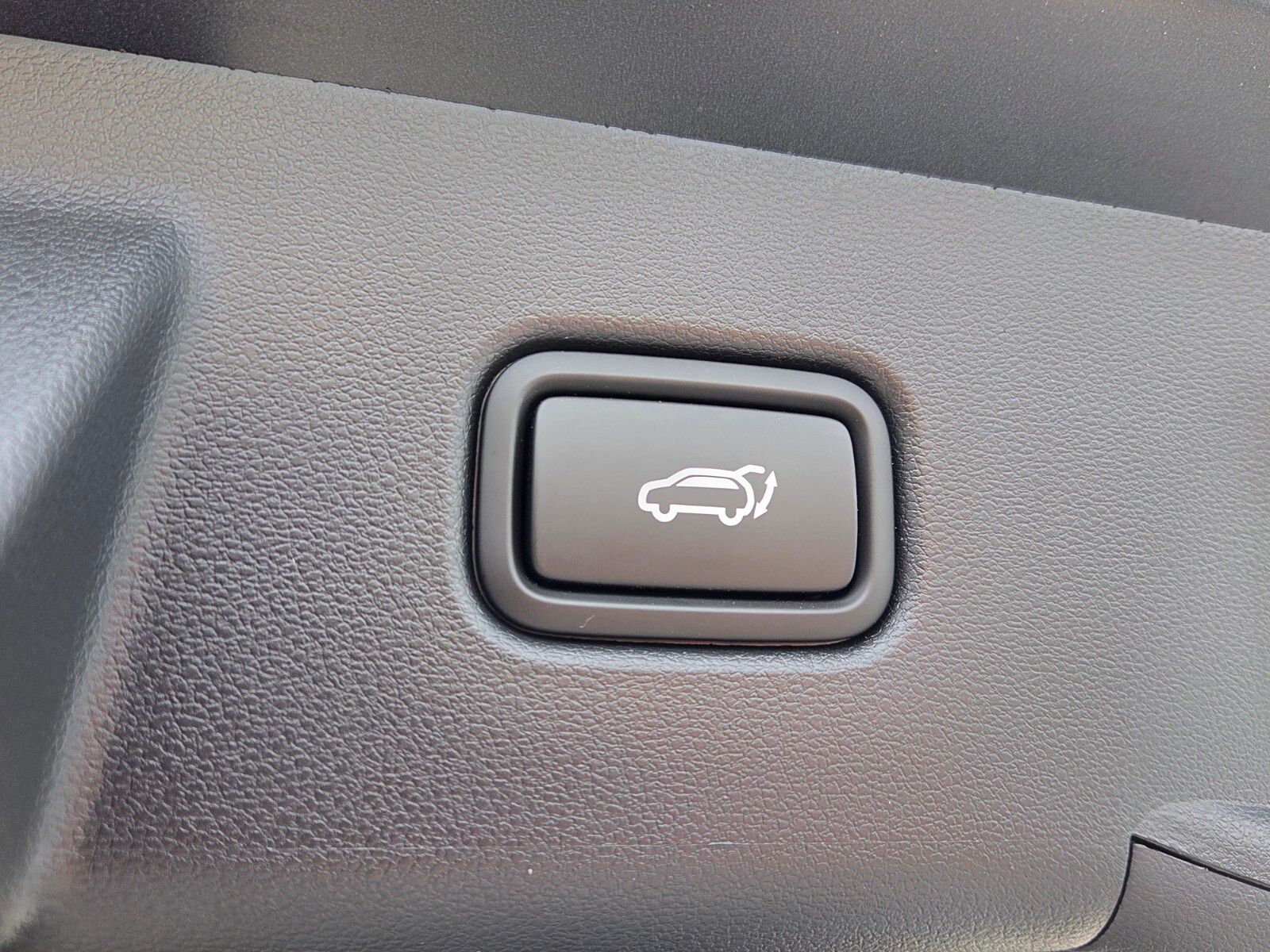New 2026 Black HYUNDAI SEL image 11
