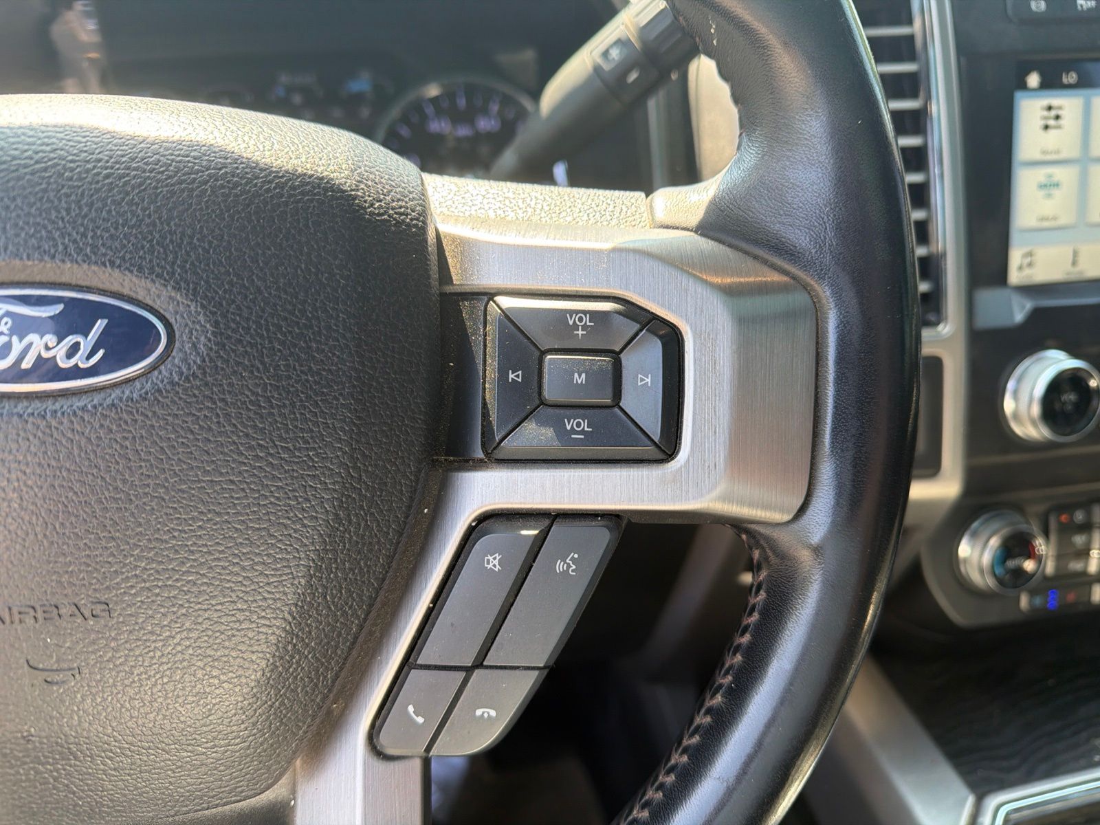 Used 2019 Black Ford Platinum image 23