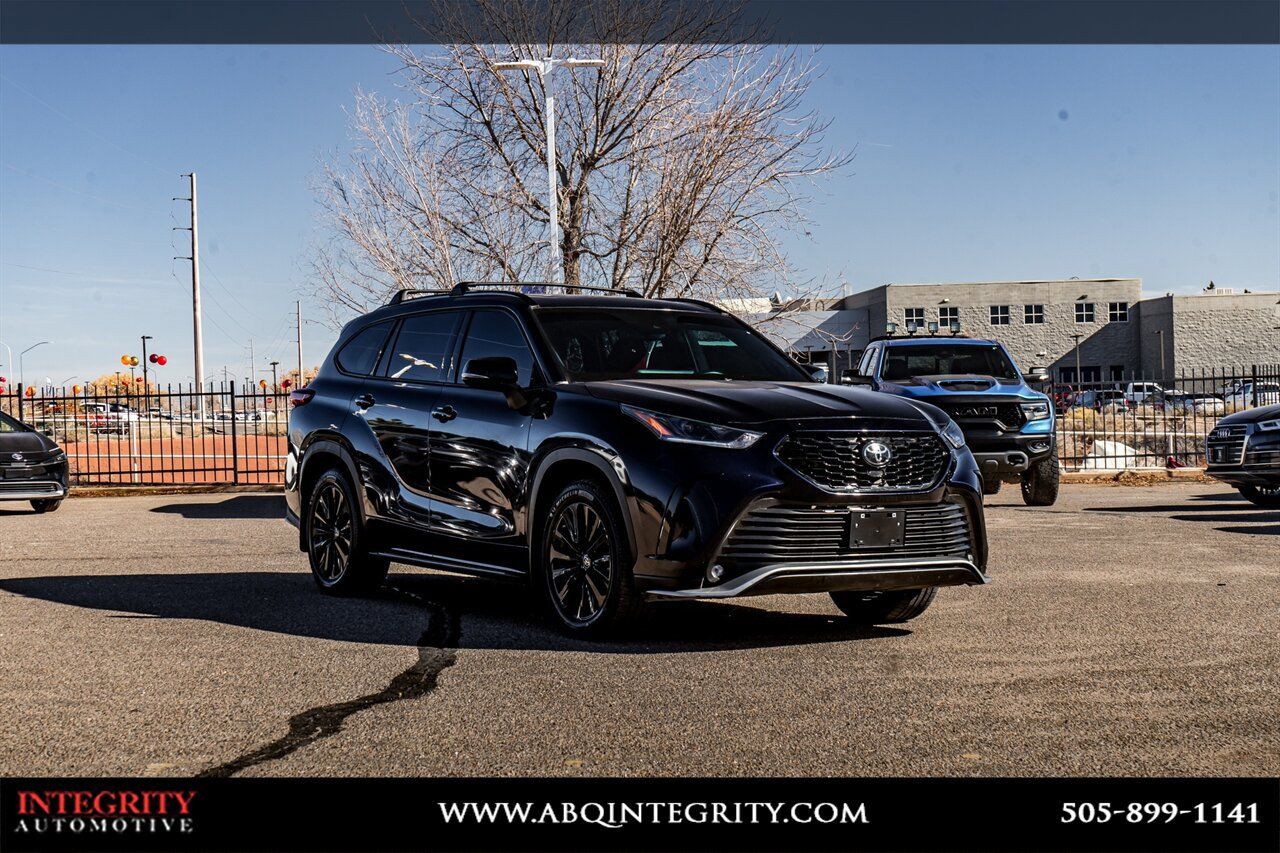 2023 Toyota Highlander XSE AWD