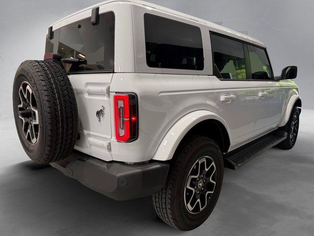 Used 2025 White Ford Outer Banks image 5