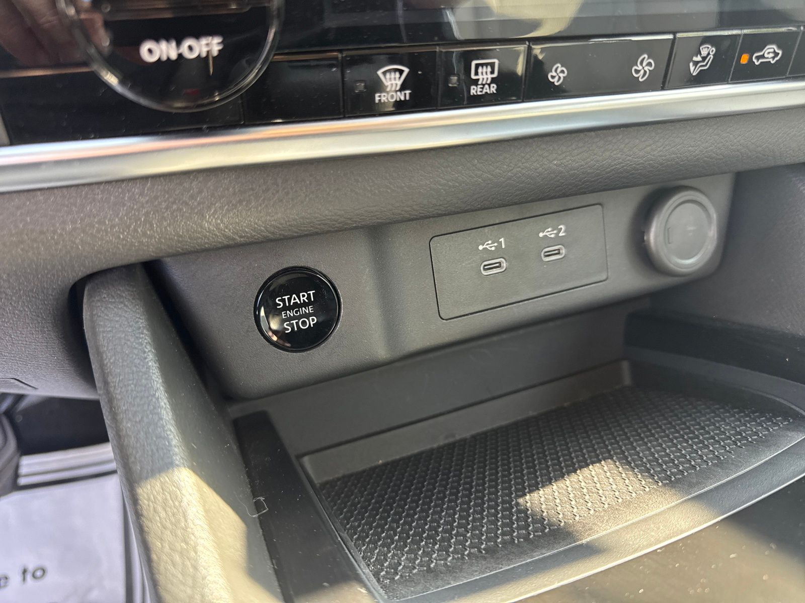 Used 2025 Nissan Rogue SV 4D Sport Utility