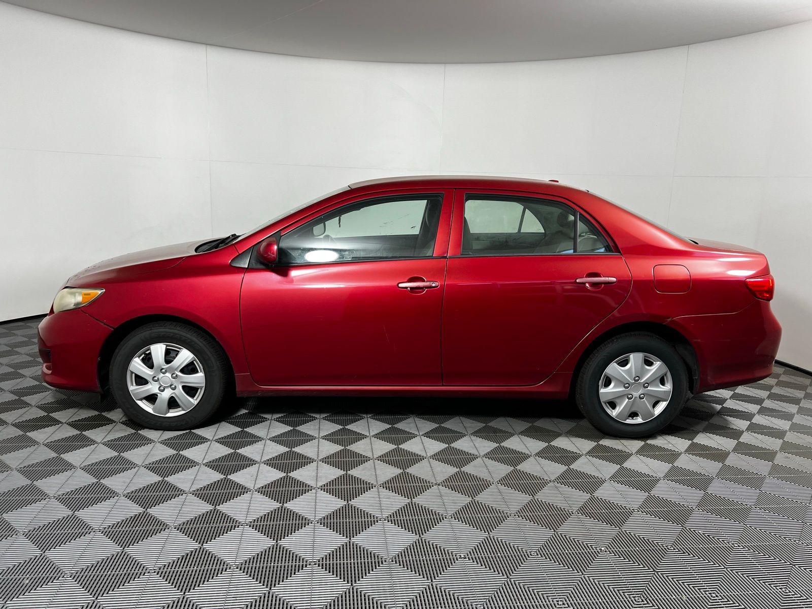 Thumbnail: 2010 Toyota Corolla - 8