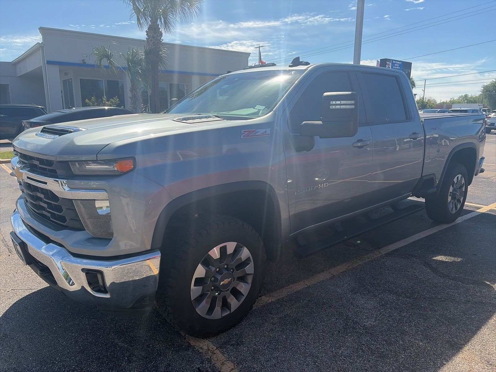 Sterling Gray Metallic 2024 Chevrolet Silverado 2500HD LT Crew Cab 4WD Pickup Truck Four-Wheel Drive Automatic