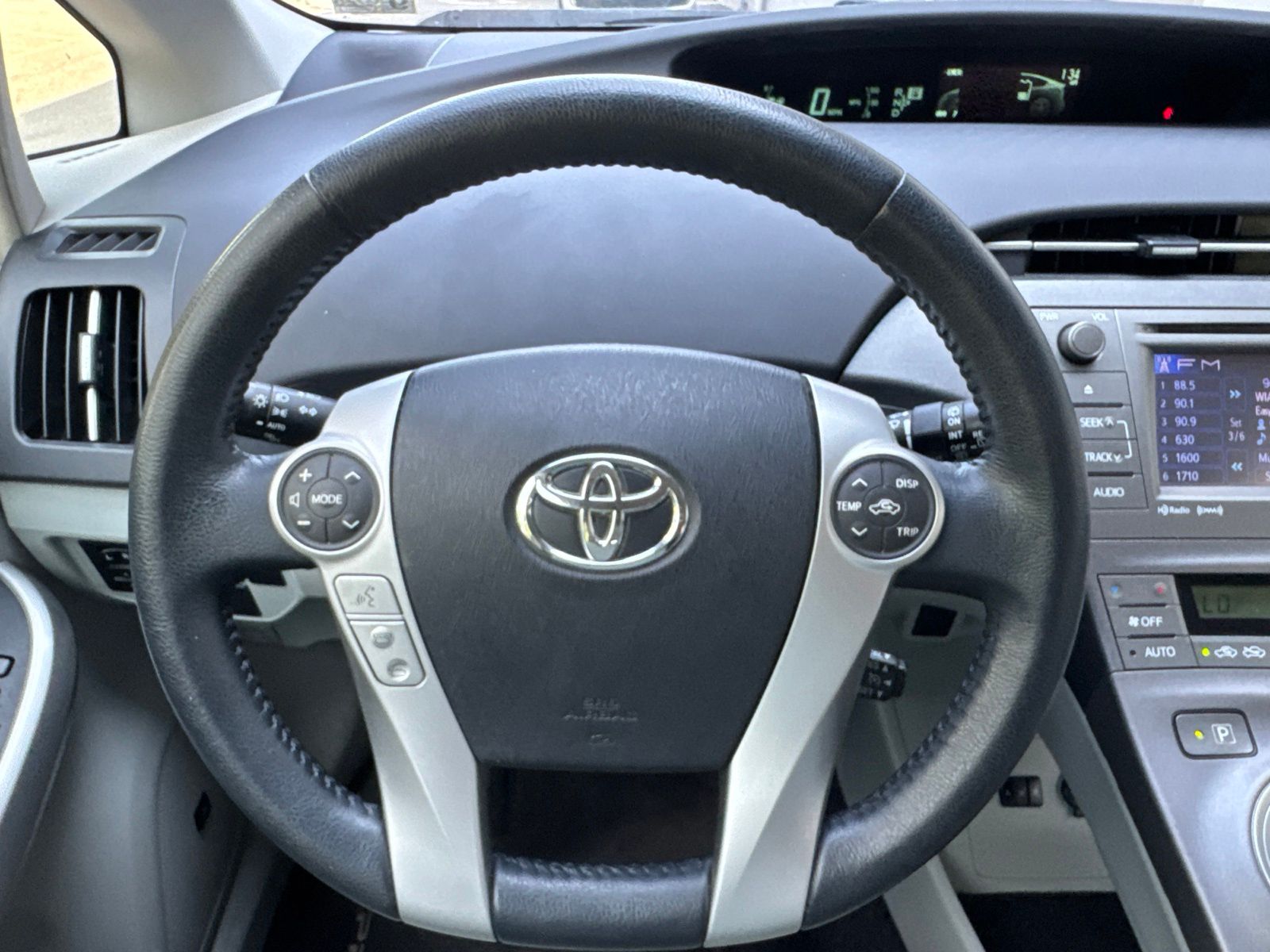 Used 2015 Winter Gray Metallic Toyota Four image 15