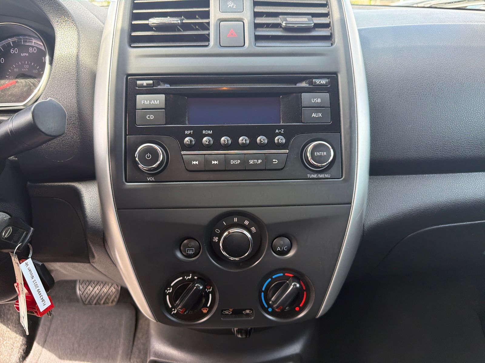 Used 2015 Nissan Versa 1.6 SV 4D Sedan