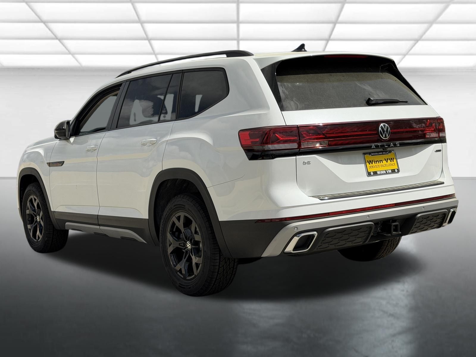 View vehicle photo 7