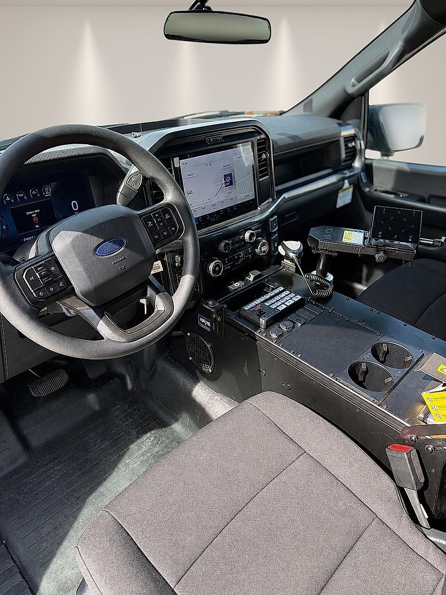 2025 Ford F-150 Police Responder - Photo 13