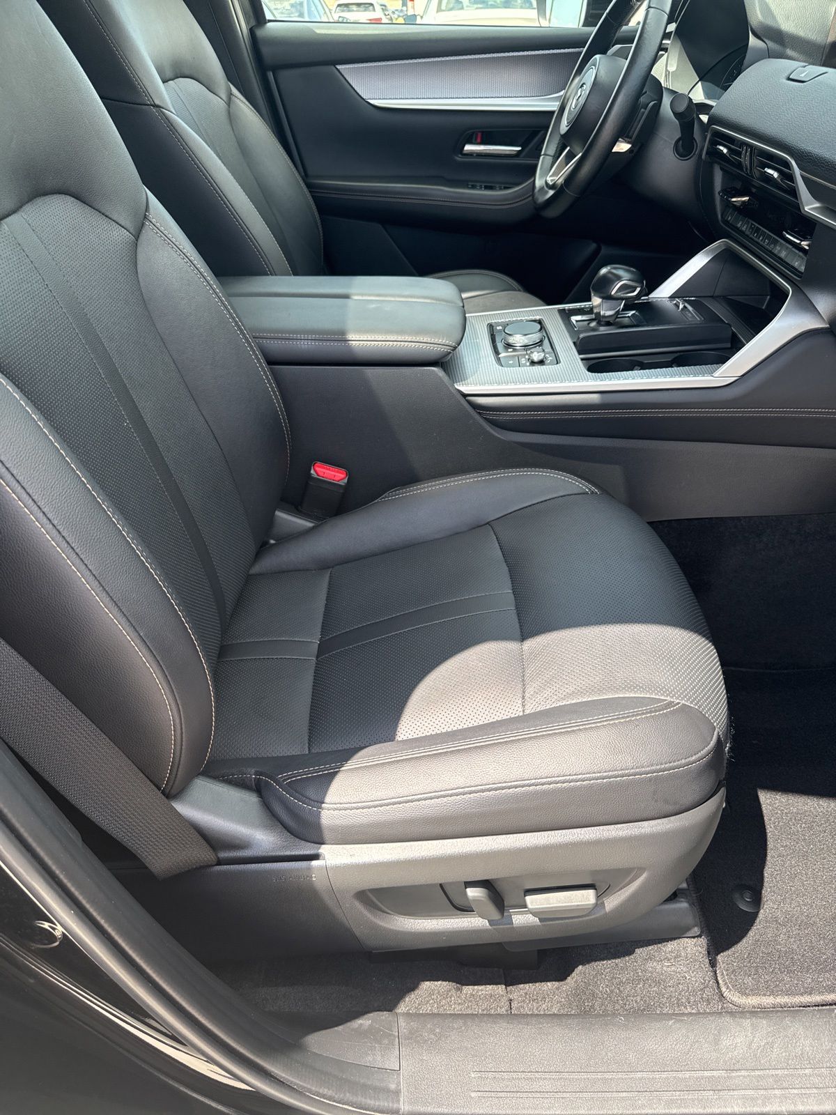 2025 Mazda CX-90 Preferred Package - Photo 30