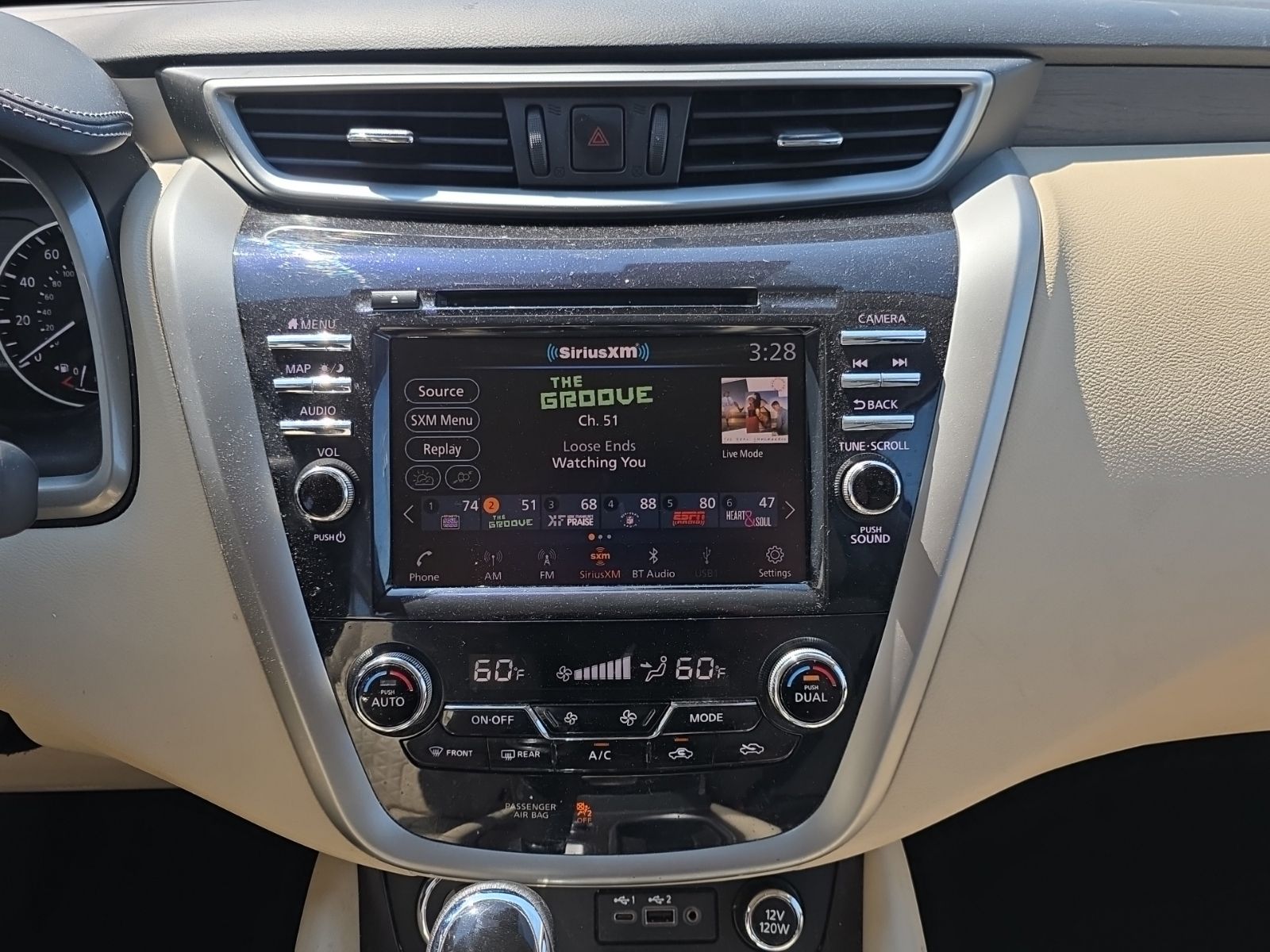 Used 2022 Brown Nissan Platinum image 22