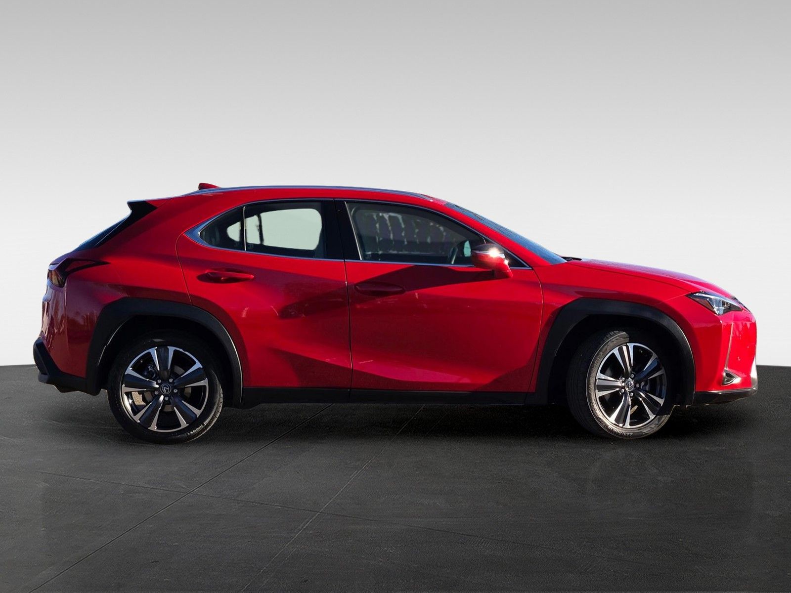 View vehicle photo 3