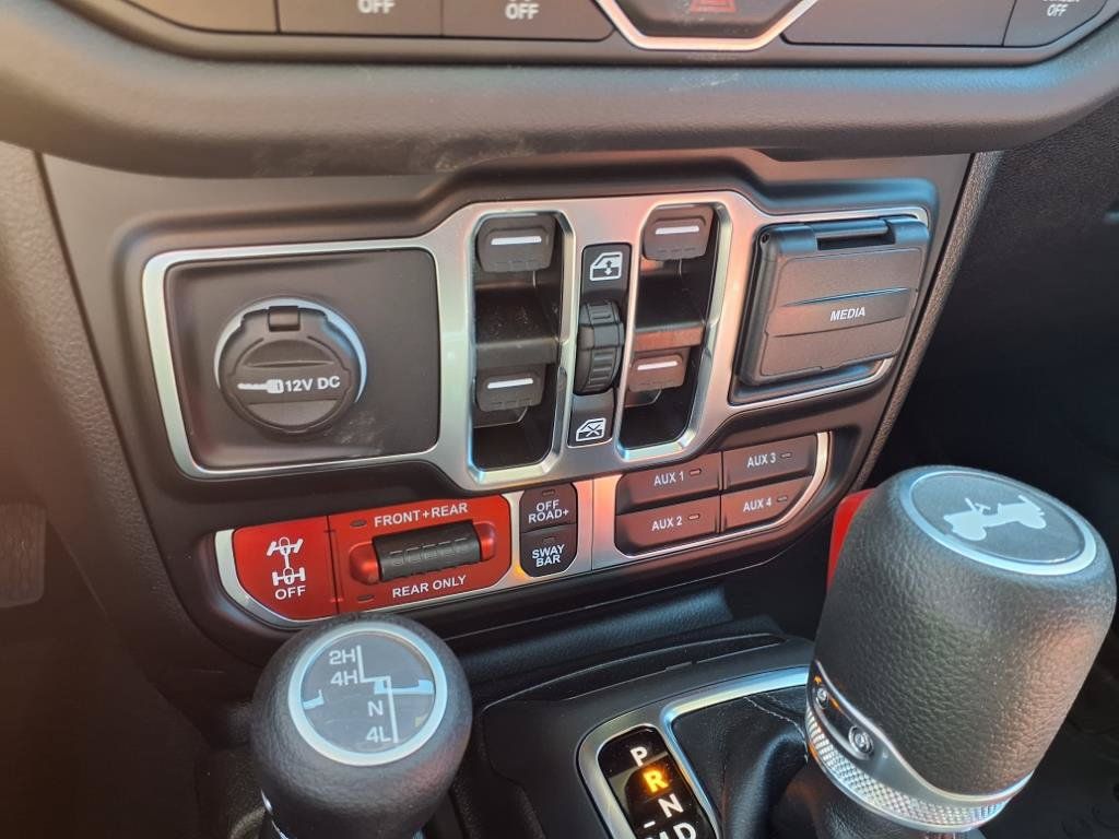 2025 Jeep Wrangler Rubicon - 4