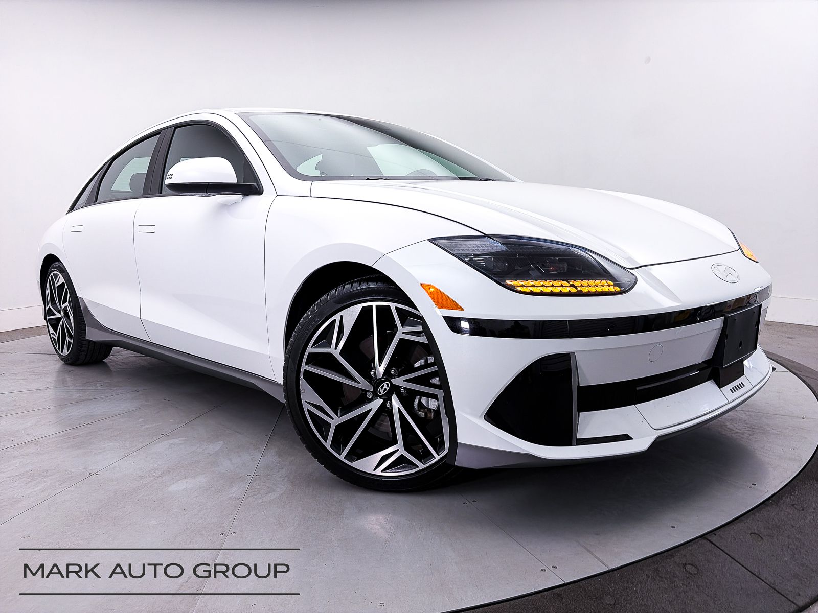 2023 Hyundai IONIQ 6 SEL