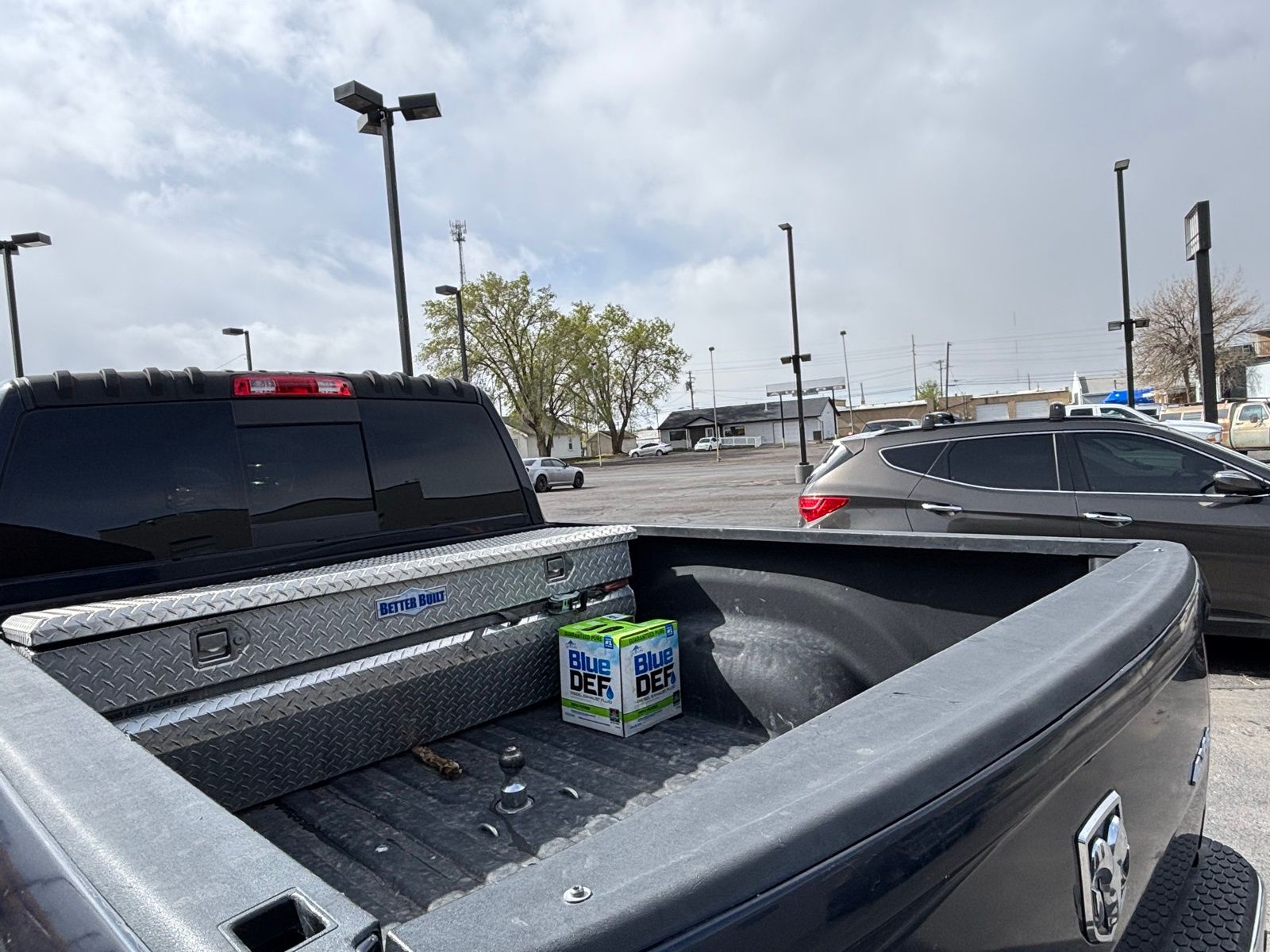 View vehicle photo 4