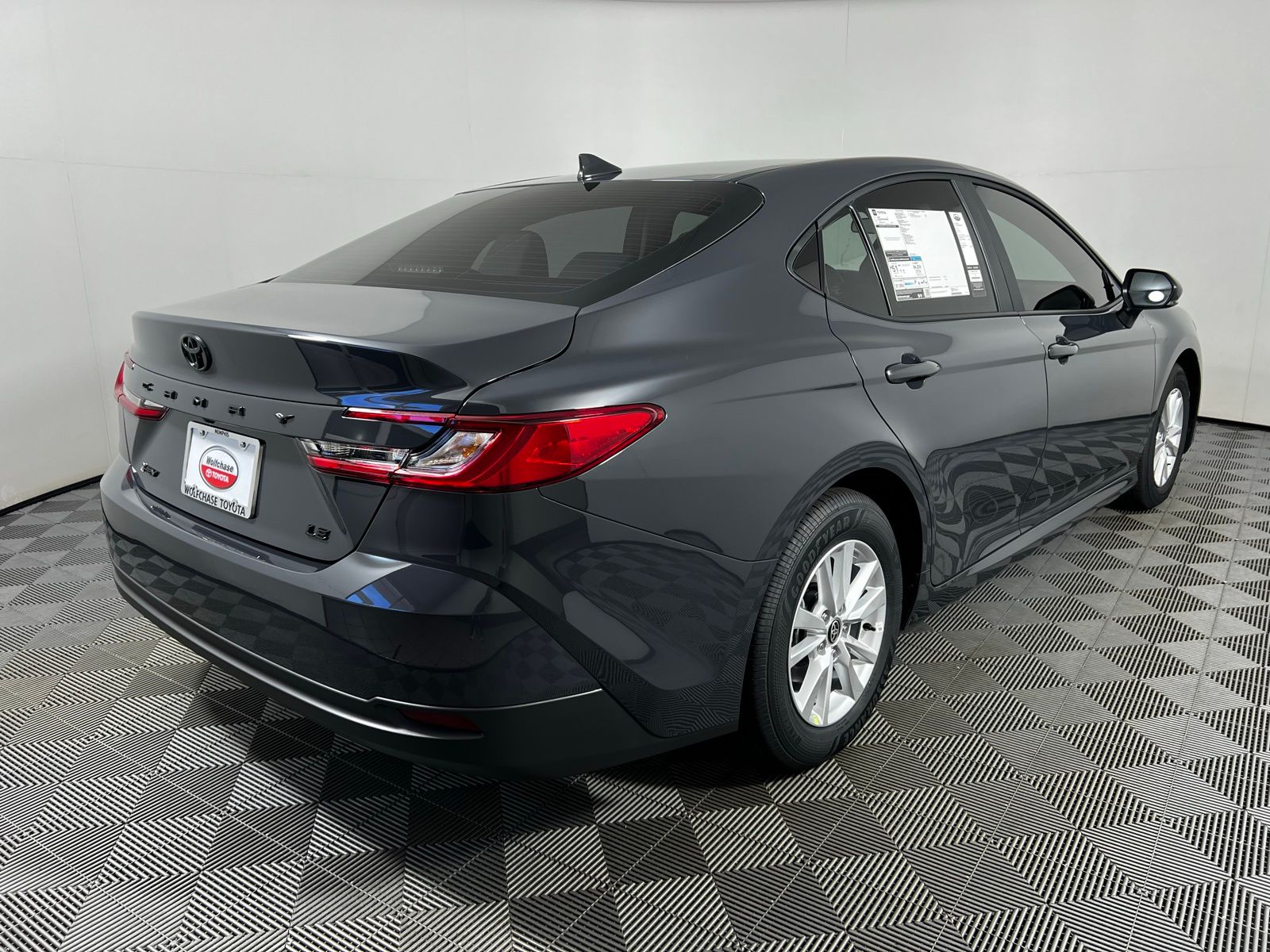 Thumbnail: 2025 Toyota Camry - 5