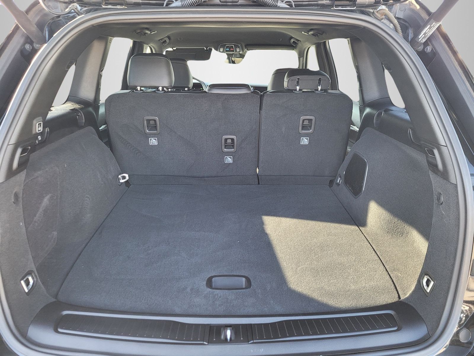 Used 2023 Black Jeep Trailhawk 4xe image 7