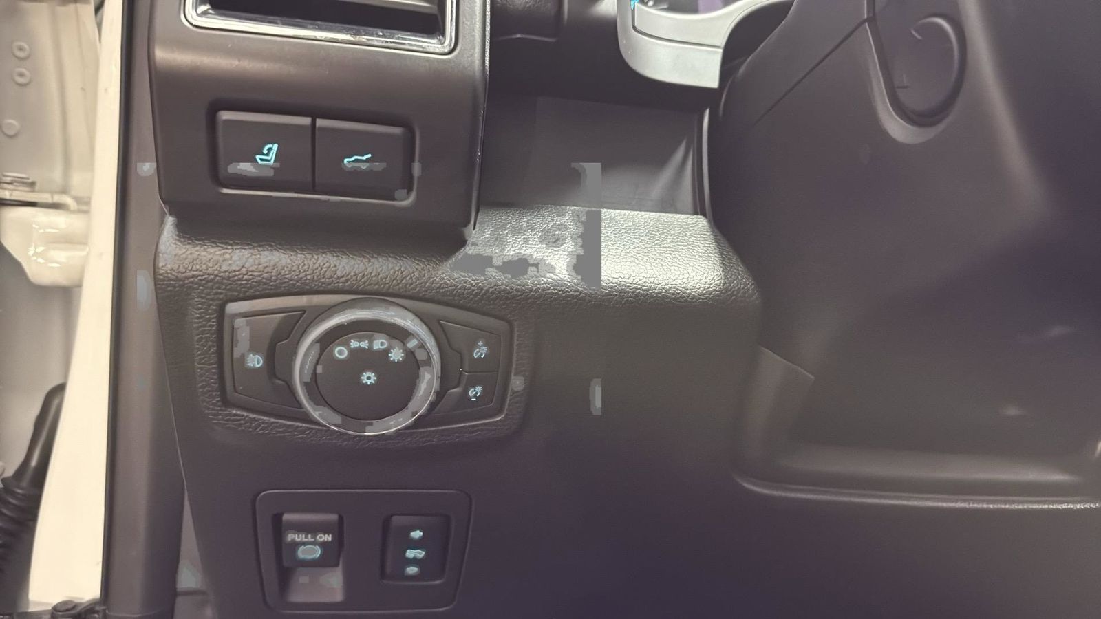 Used Car 2020 Ford Expedition Max  Limited For Sale Under $25,000 In Austin, Texas