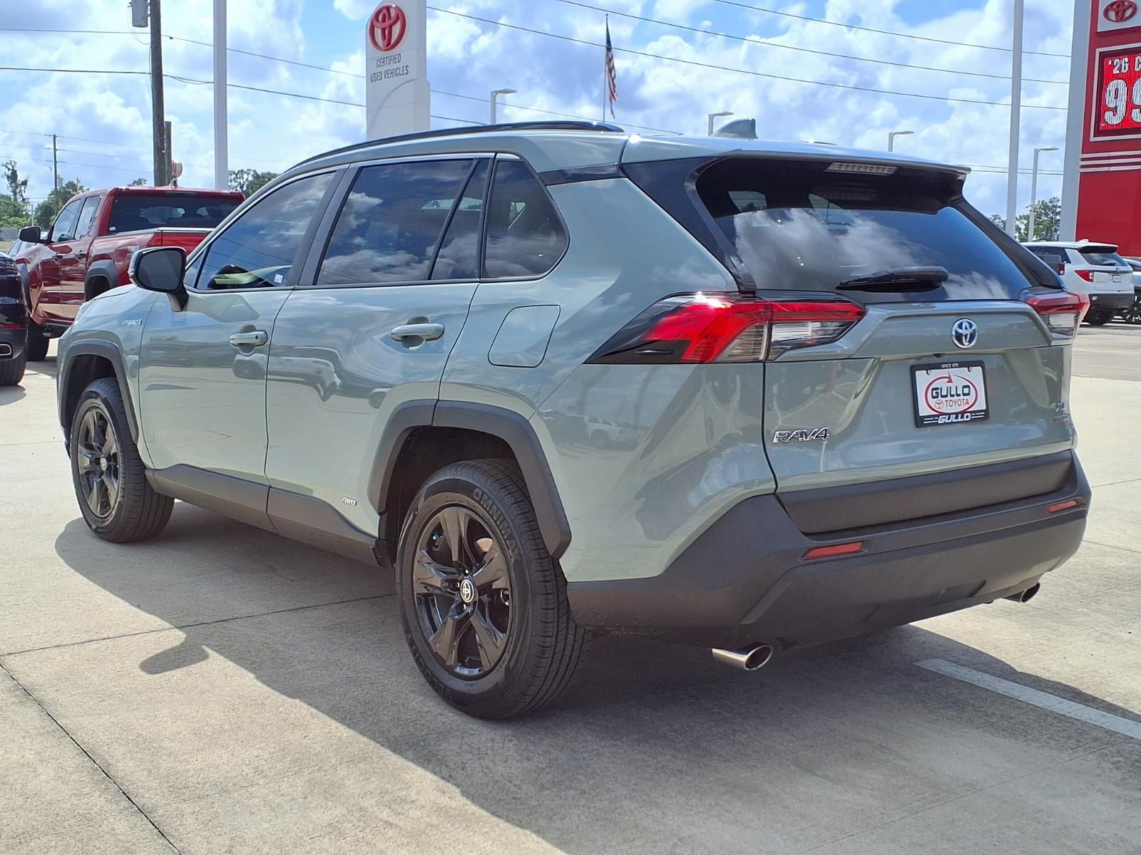 2020 Toyota RAV4 Hybrid XLE  at Community Toyota