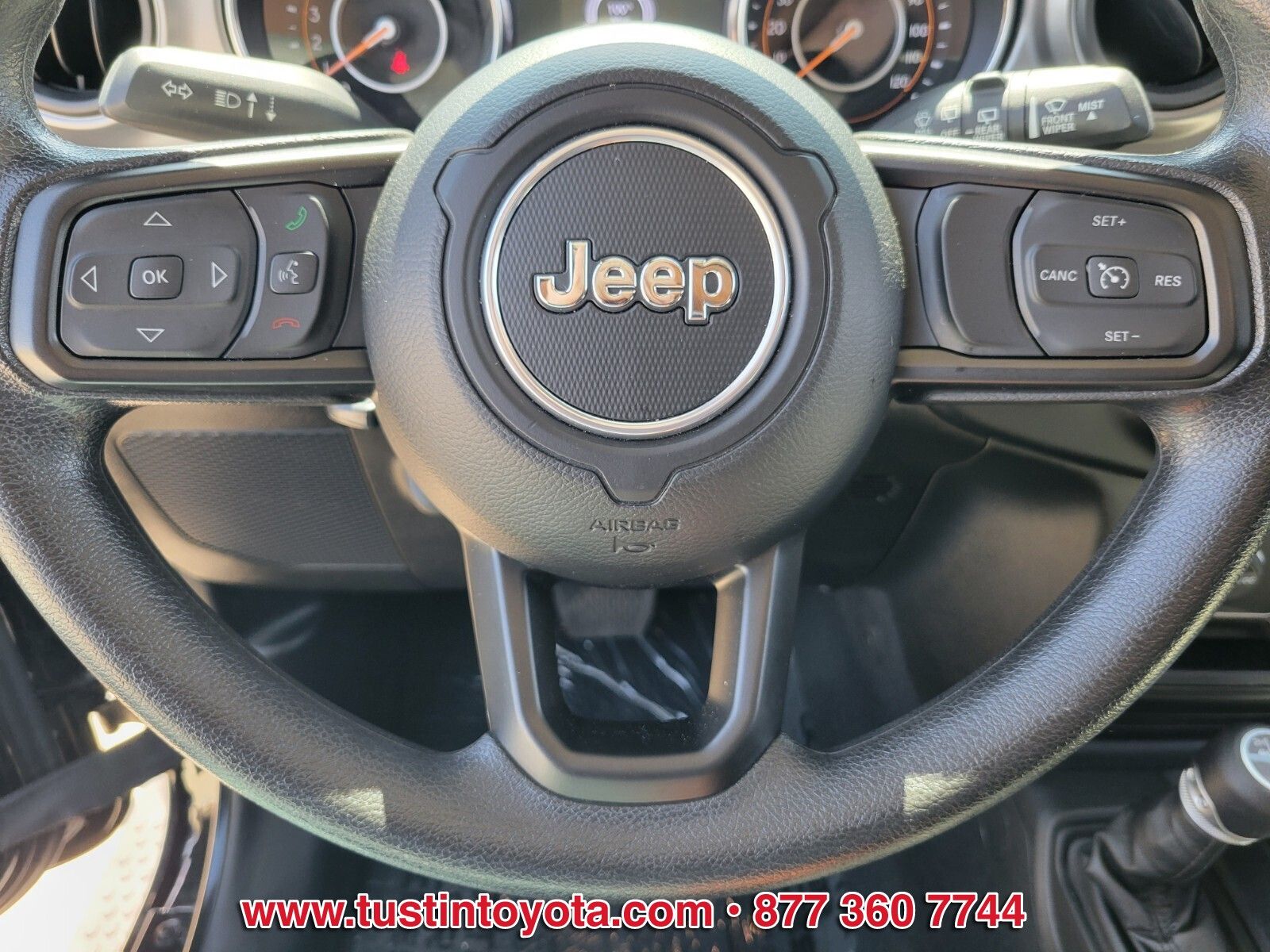 Used 2023 Black Jeep Sport image 17