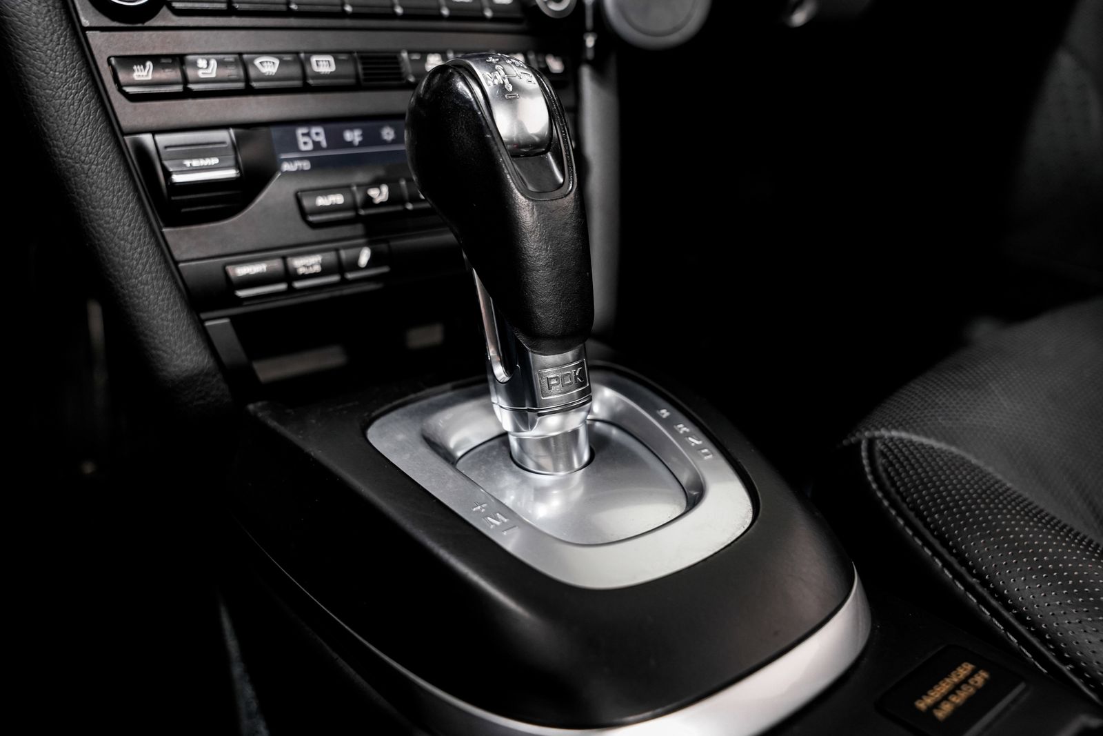 2010 Porsche 911 Carrera 4S — photo 13